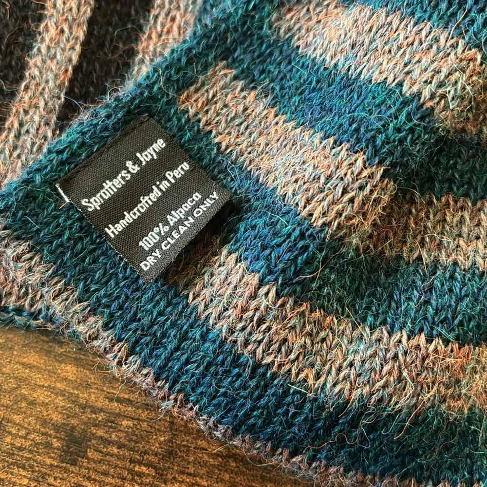 Spratters And Jayne Handcrafted Geometric Alpaca Scarf / NWOT
